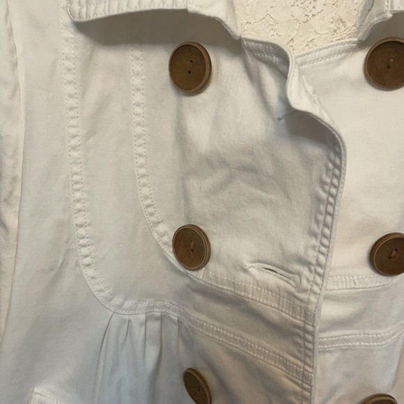 White Jacket - Picture 4 of 5